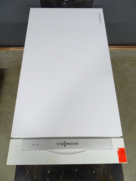 Viessmann Vitodens 300-W WB3C Gas-Brennwert-Heiz-Therme 19kW Heizung Bj.2009