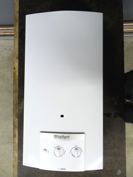 Vaillant Geyser MAG atmoMAG 14-0/1 XZ H Gas-Durchlauferhitzer 24kW Bj.2016